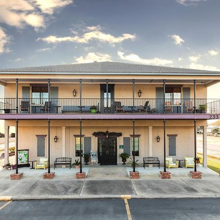 The Bank Hotel Lake Arthur Exterior photo