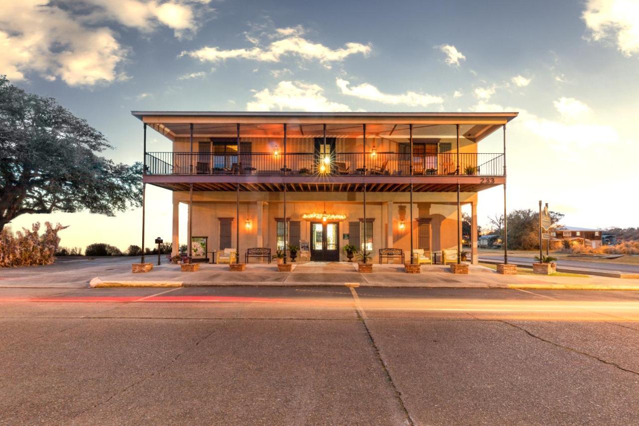 The Bank Hotel Lake Arthur Exterior photo